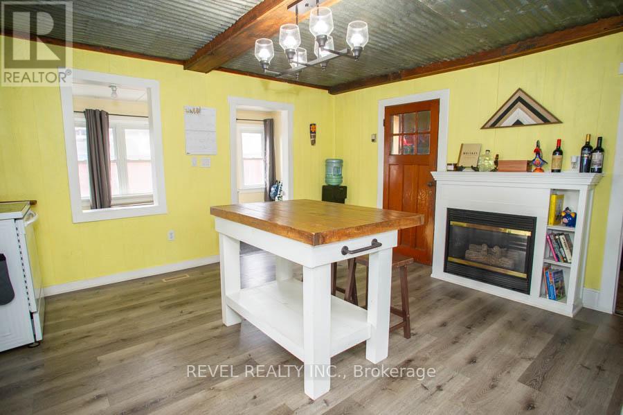 47 Simcoe Street, Brant, Ontario  N0E 1R0 - Photo 10 - X12977594