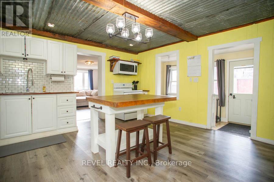 47 Simcoe Street, Brant, Ontario  N0E 1R0 - Photo 7 - X12977594