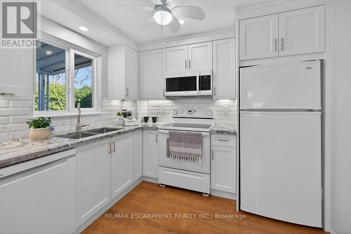 9 Mellenby Street, Hamilton, Ontario  L8J 1E6 - Photo 15 - X12977608