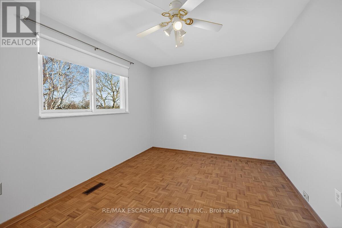 9 Mellenby Street, Hamilton, Ontario  L8J 1E6 - Photo 21 - X12977608