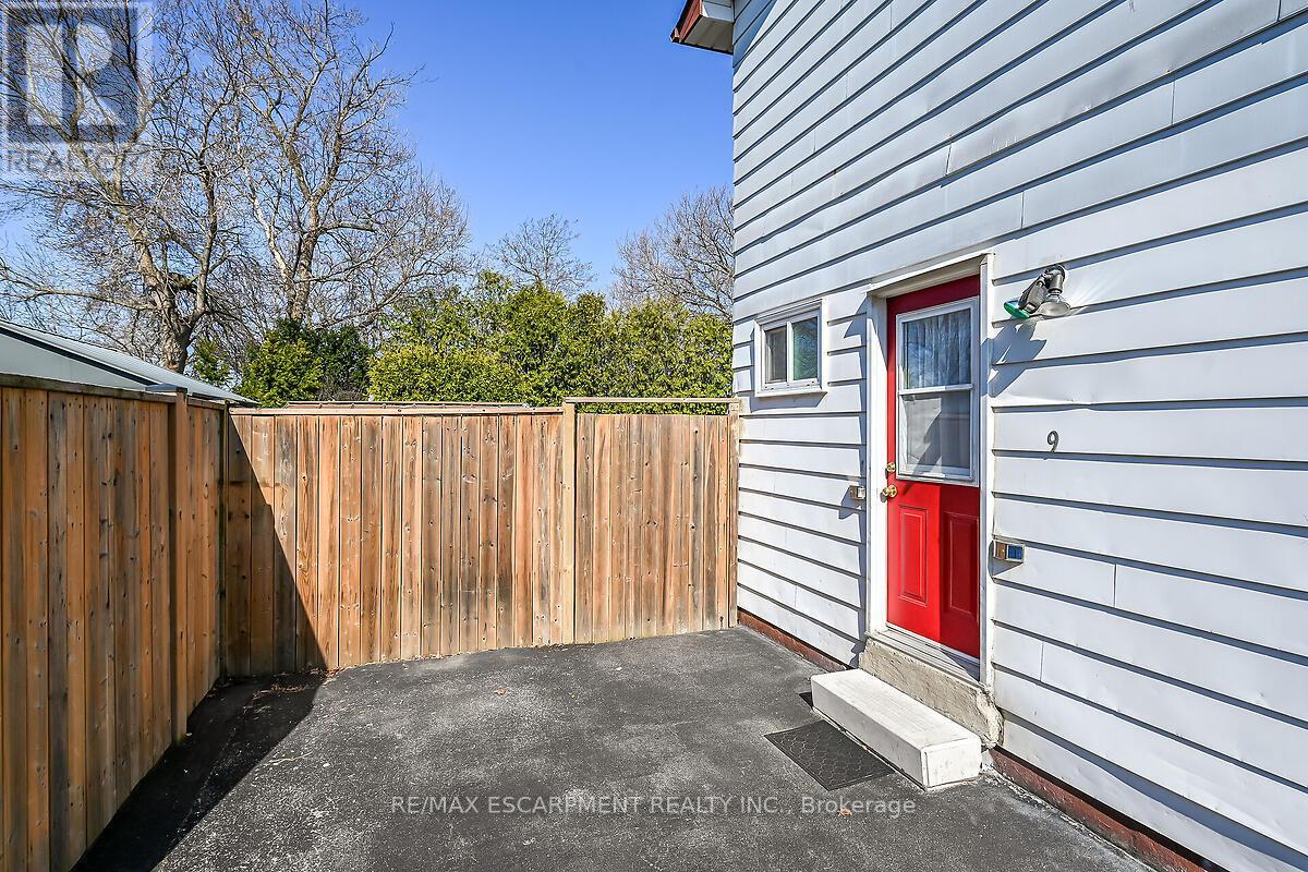 9 Mellenby Street, Hamilton, Ontario  L8J 1E6 - Photo 31 - X12977608