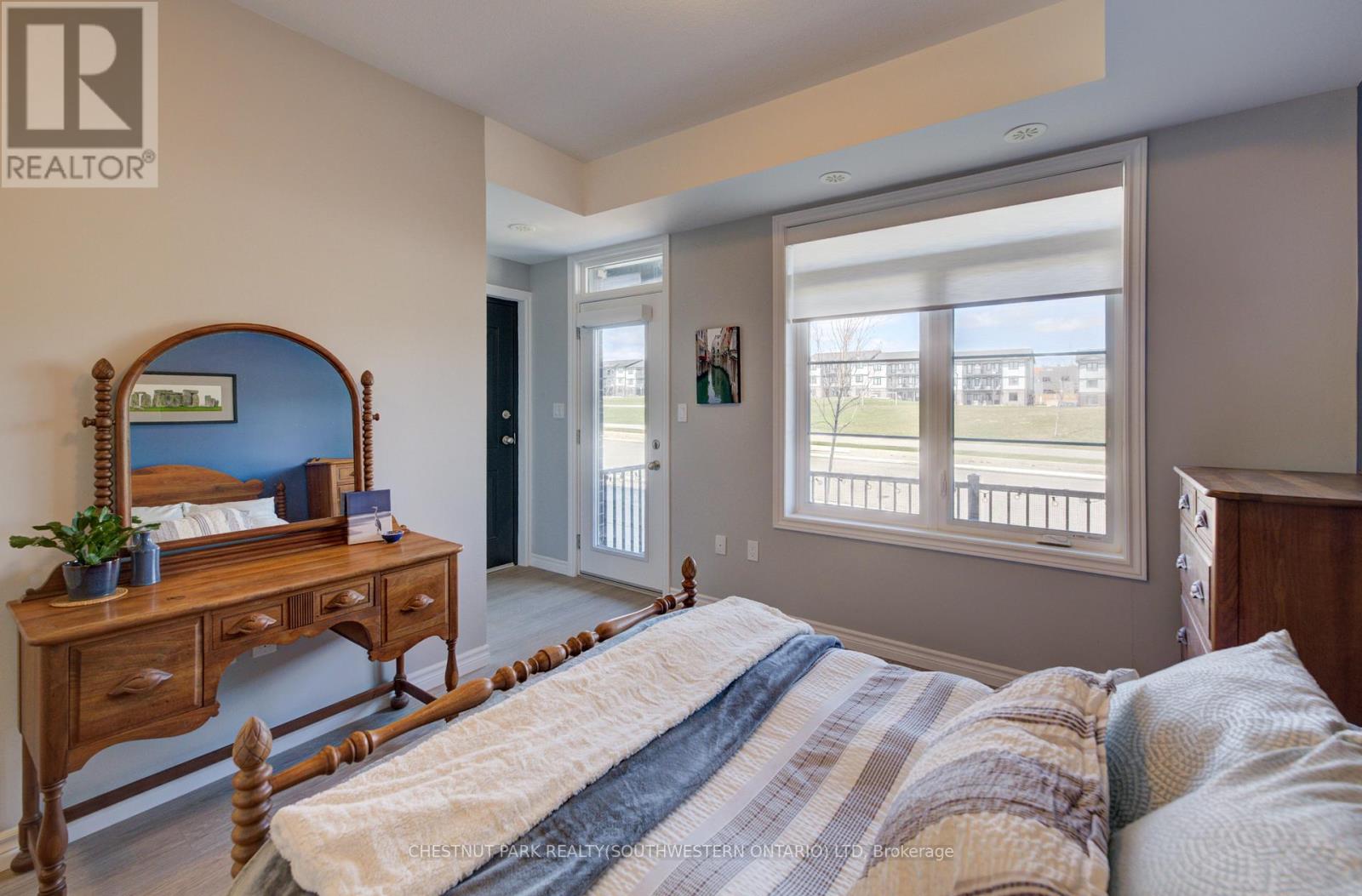 156 Wheat Lane, Kitchener, Ontario  N2R 0R4 - Photo 17 - X12977640