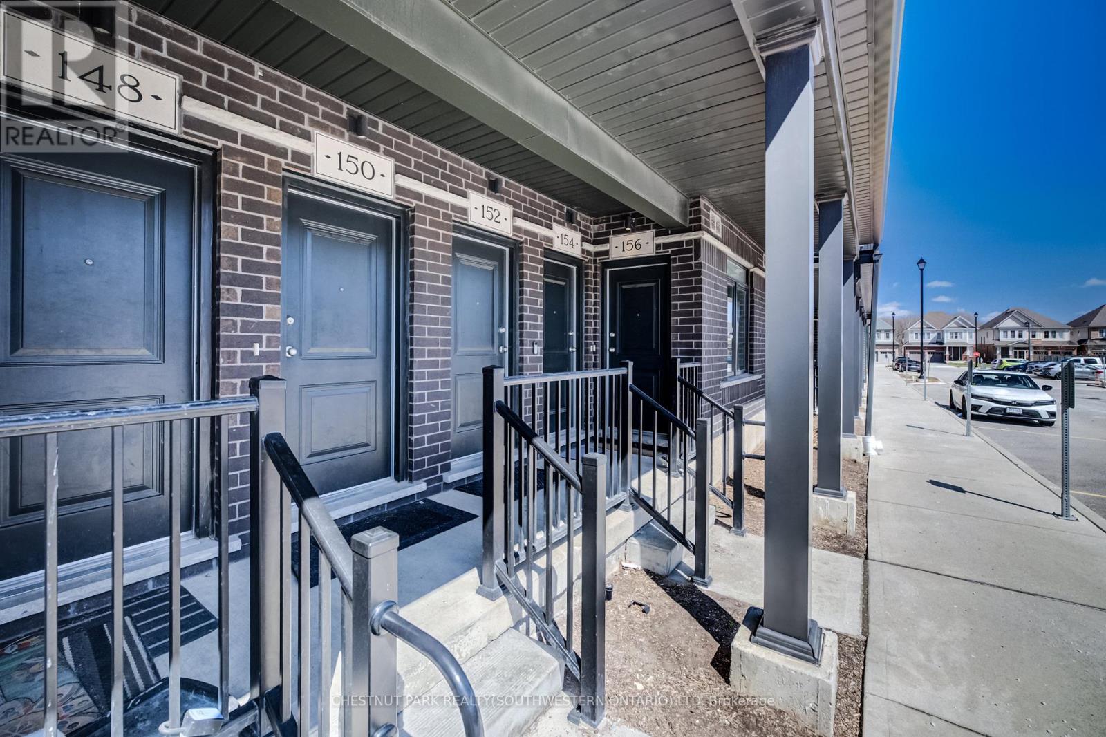 156 Wheat Lane, Kitchener, Ontario  N2R 0R4 - Photo 2 - X12977640