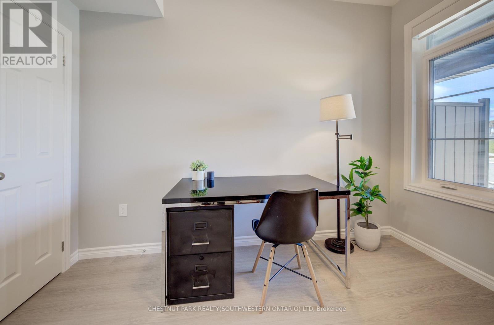 156 Wheat Lane, Kitchener, Ontario  N2R 0R4 - Photo 23 - X12977640