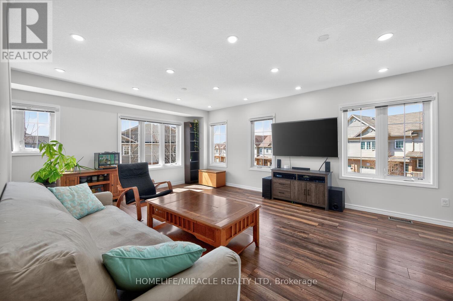 52 - 355 Fisher Mills Road, Cambridge, Ontario  N3C 4N5 - Photo 12 - X12977656