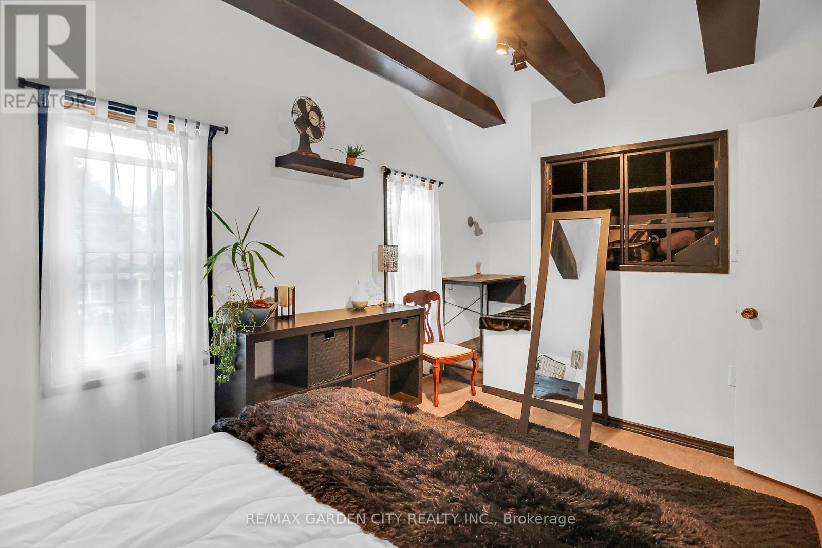 10 Maple Avenue, Grimsby, Ontario  L3M 3B6 - Photo 20 - X12977680