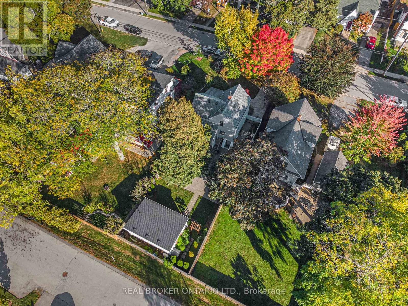 24 Robinson Street S, Grimsby, Ontario  L3M 3C4 - Photo 46 - X12977698