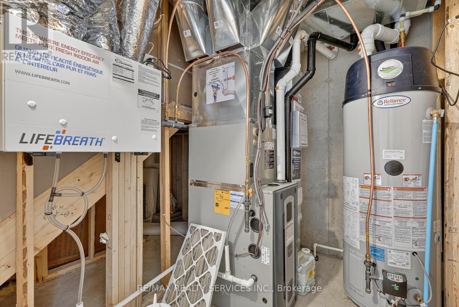 95 Queensbrook Crescent, Cambridge, Ontario  N1S 0E4 - Photo 49 - X12977718