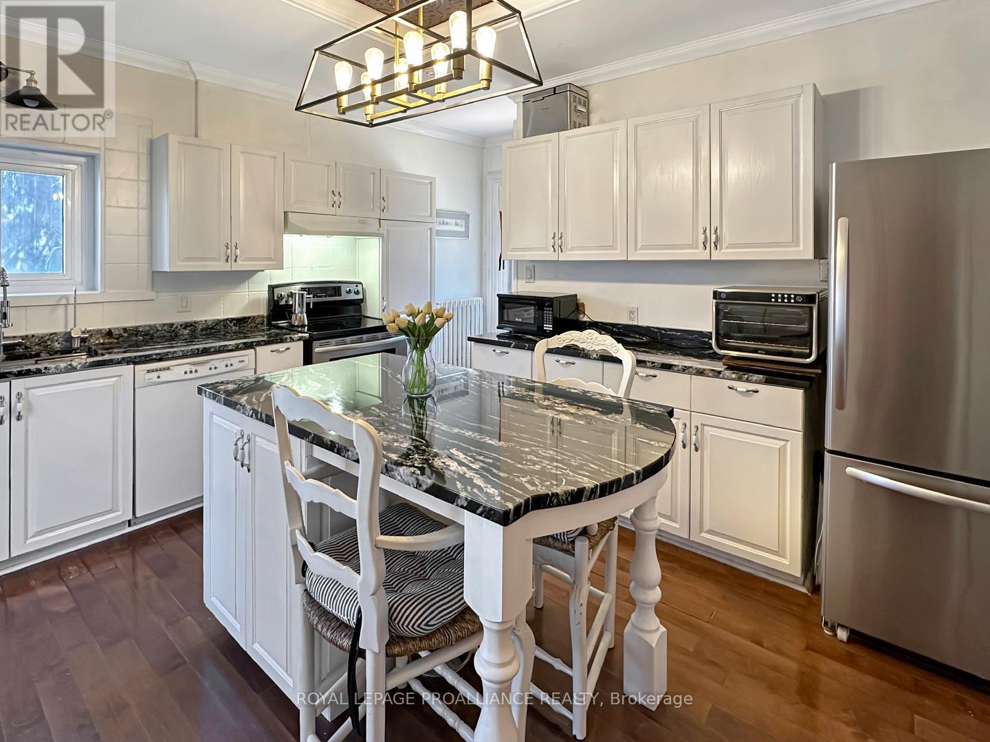 52 West Front Street, Stirling-Rawdon, Ontario  K0K 3E0 - Photo 17 - X12815056