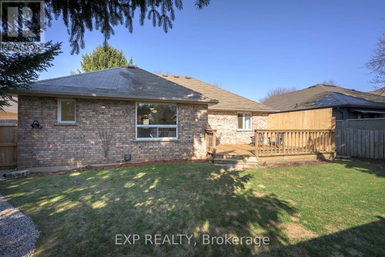 395 Riverview Drive, Strathroy-Caradoc, Ontario  N7G 4A8 - Photo 28 - X12976938