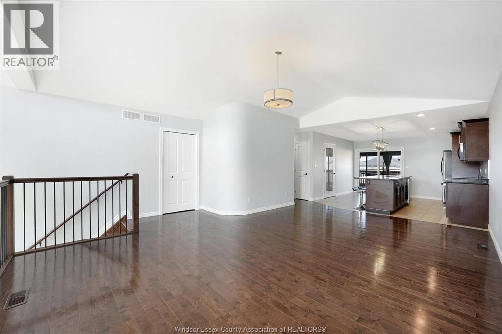 464 Brown Crescent, Amherstburg, Ontario  N9V 4E1 - Photo 4 - 26007657