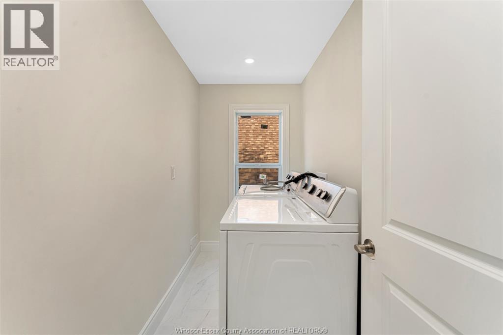 1092 St. Luke, Windsor, Ontario  N8Y 3M8 - Photo 13 - 26007653