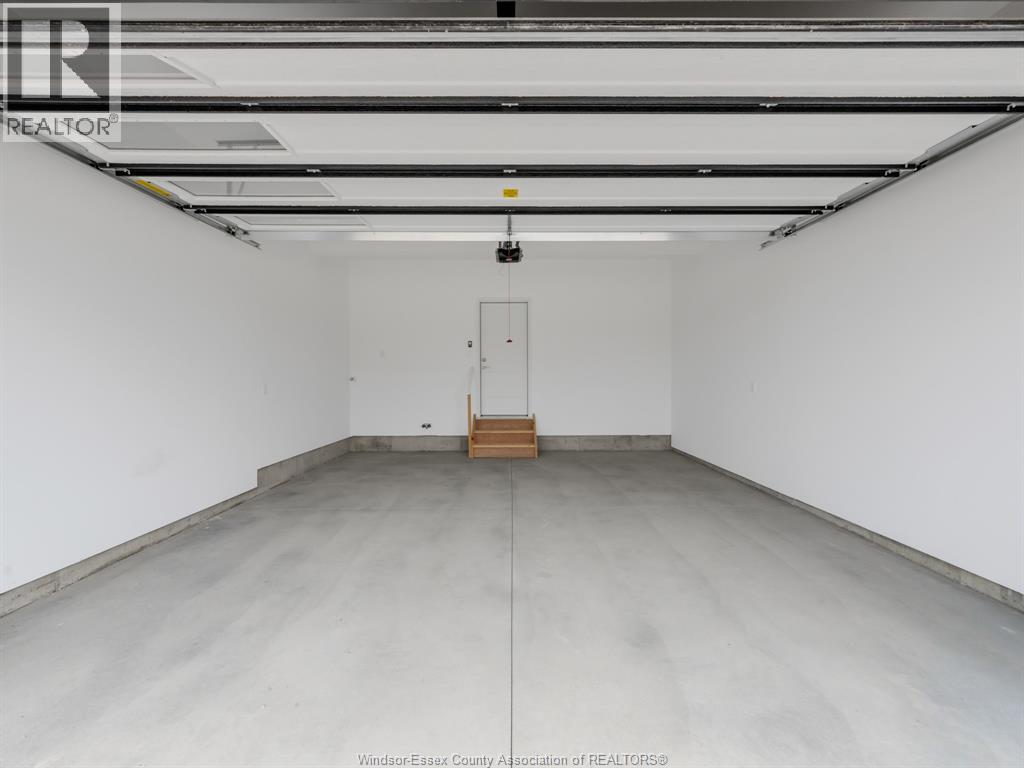 664 Linden, Lakeshore, Ontario  N0R 1A0 - Photo 39 - 26007603