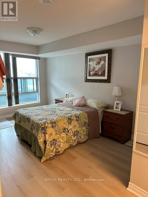 310 - 33 Elm Drive, Mississauga, Ontario  L5B 4M2 - Photo 7 - W12862598