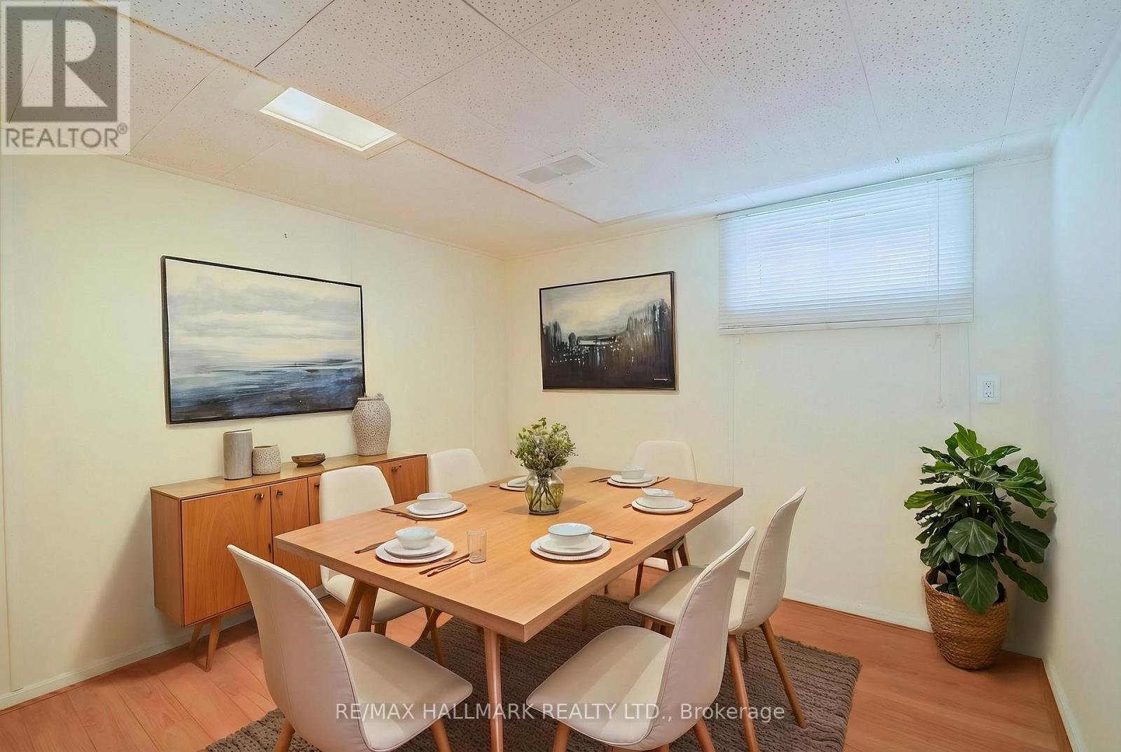 945 Glencairn Avenue, Toronto, Ontario  M6B 2A6 - Photo 25 - W12969560