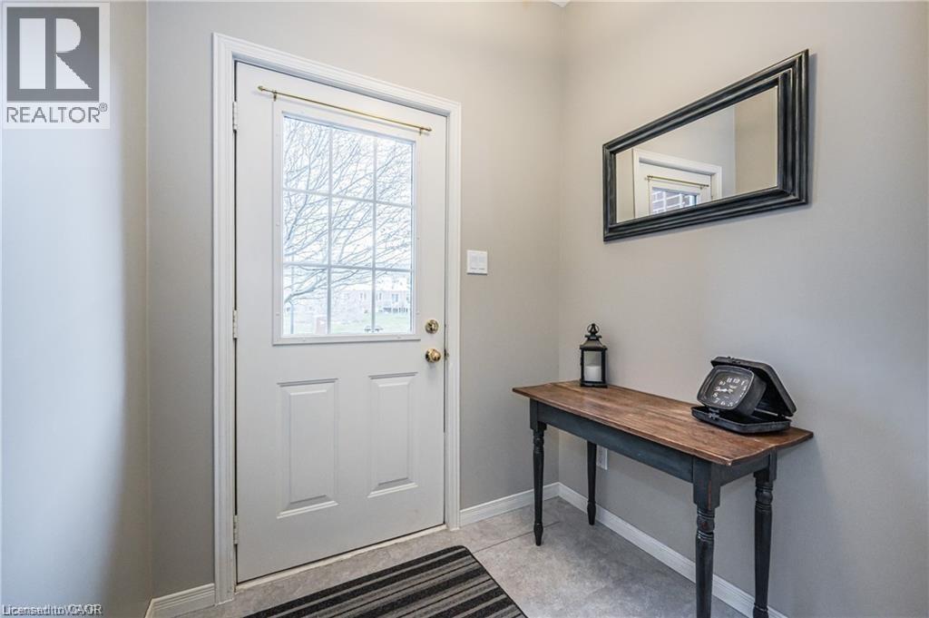 42 Green Valley Drive Unit# 61, Kitchener, Ontario N2P 2J7 - Photo 3 - 40819244