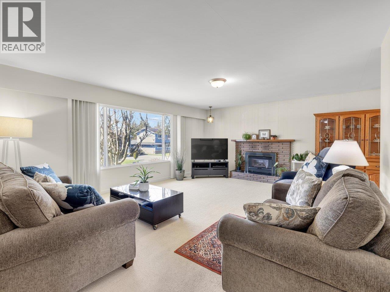 5090 59 Street, Ladner, British Columbia  V4K 3J7 - Photo 2 - R3109183