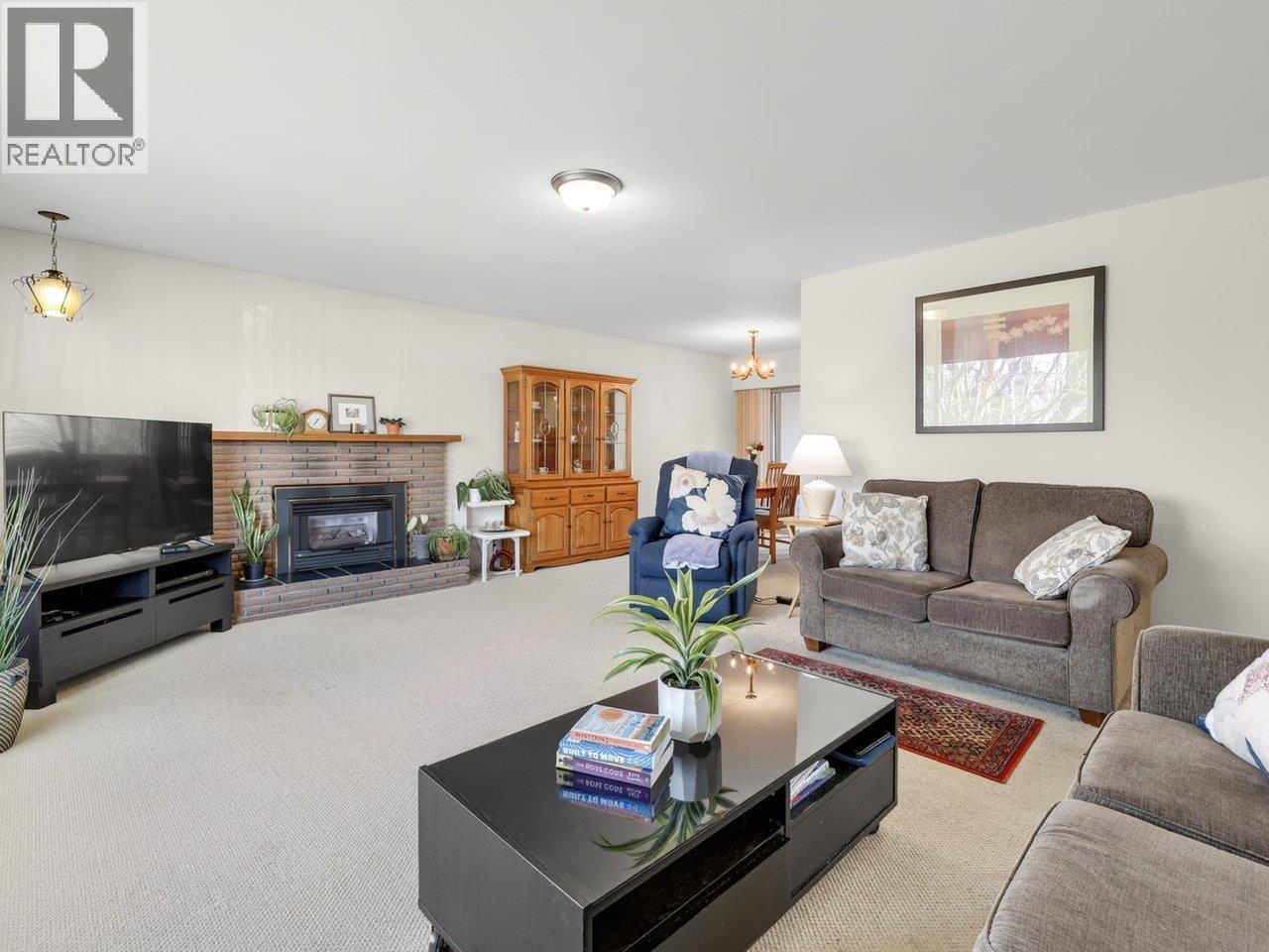 5090 59 Street, Ladner, British Columbia  V4K 3J7 - Photo 3 - R3109183