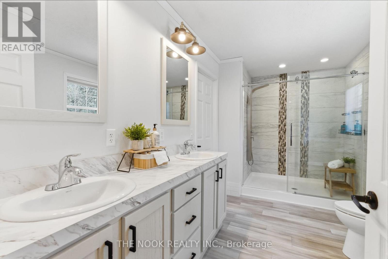 7704 Leskard Road, Clarington, Ontario  L0B 1M0 - Photo 44 - E12977898