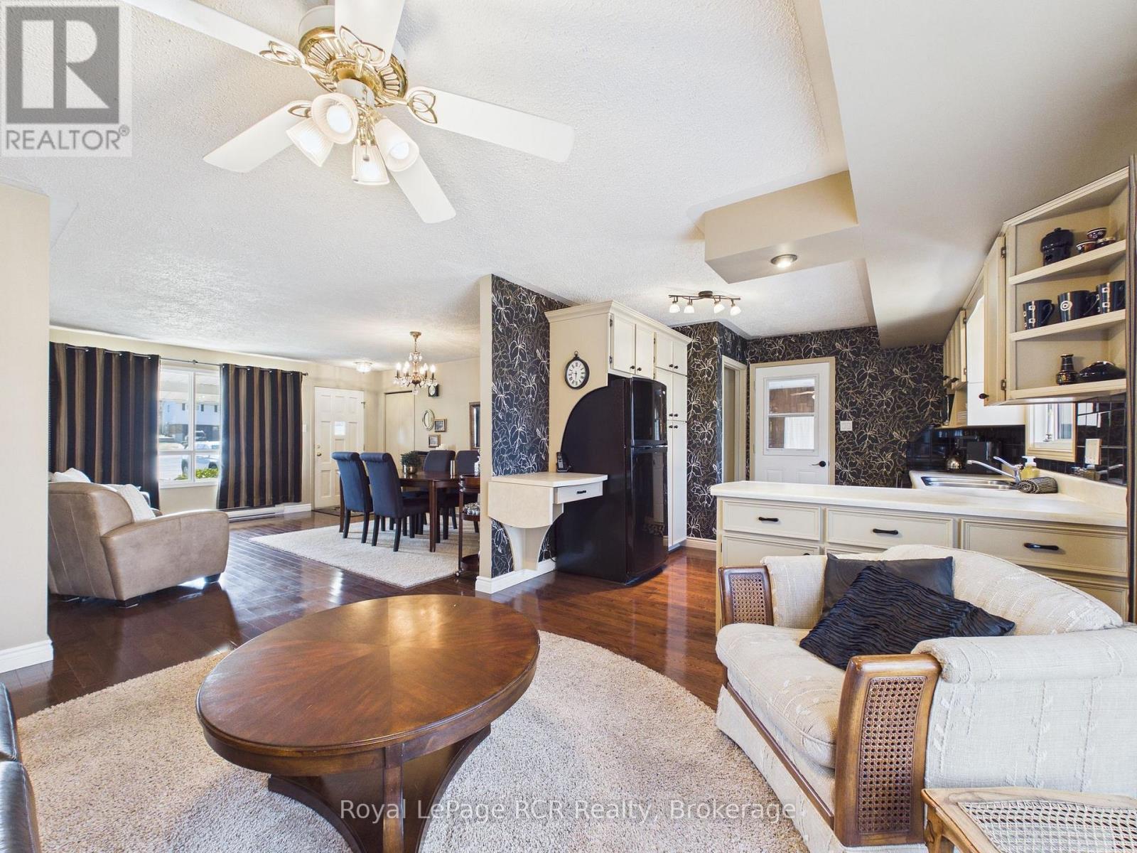 330 Glenn Road, North Huron, Ontario N0G 2W0 - Photo 10 - X12977874