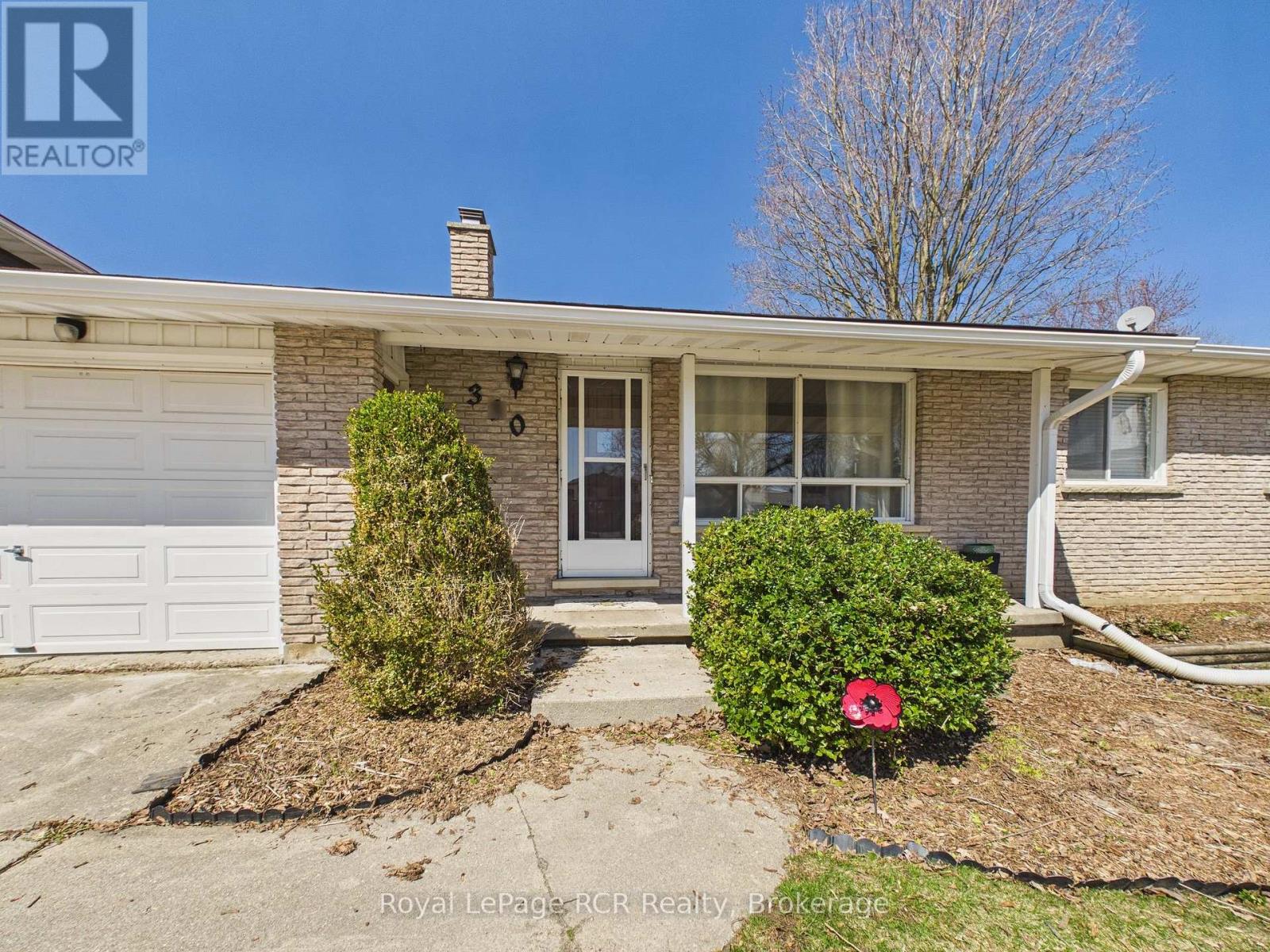 330 Glenn Road, North Huron, Ontario N0G 2W0 - Photo 3 - X12977874