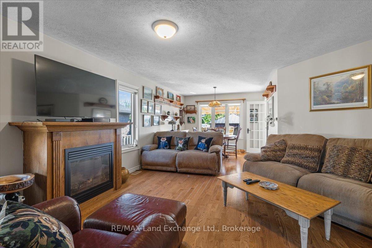 903 Highland Street, Saugeen Shores, Ontario  N0H 2C2 - Photo 10 - X12977906