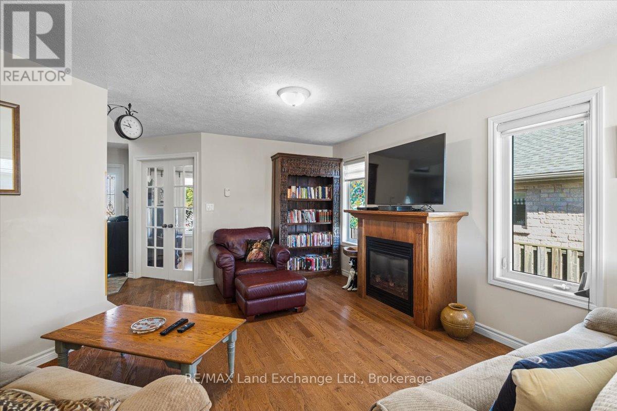 903 Highland Street, Saugeen Shores, Ontario  N0H 2C2 - Photo 8 - X12977906