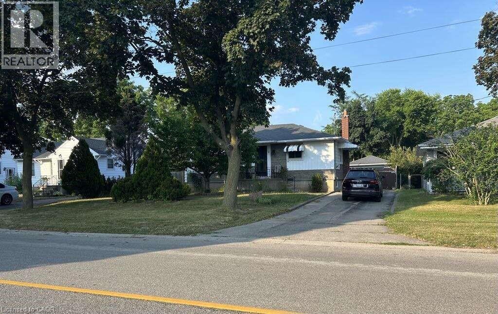 11 JAMES Avenue, Brantford, Ontario