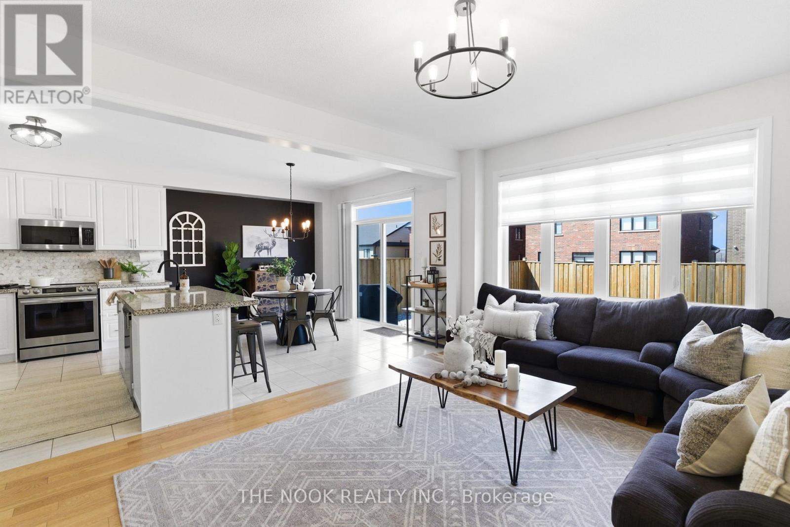 28 Fernridge Heights, Cavan Monaghan, Ontario  L0A 1G0 - Photo 11 - X12977814