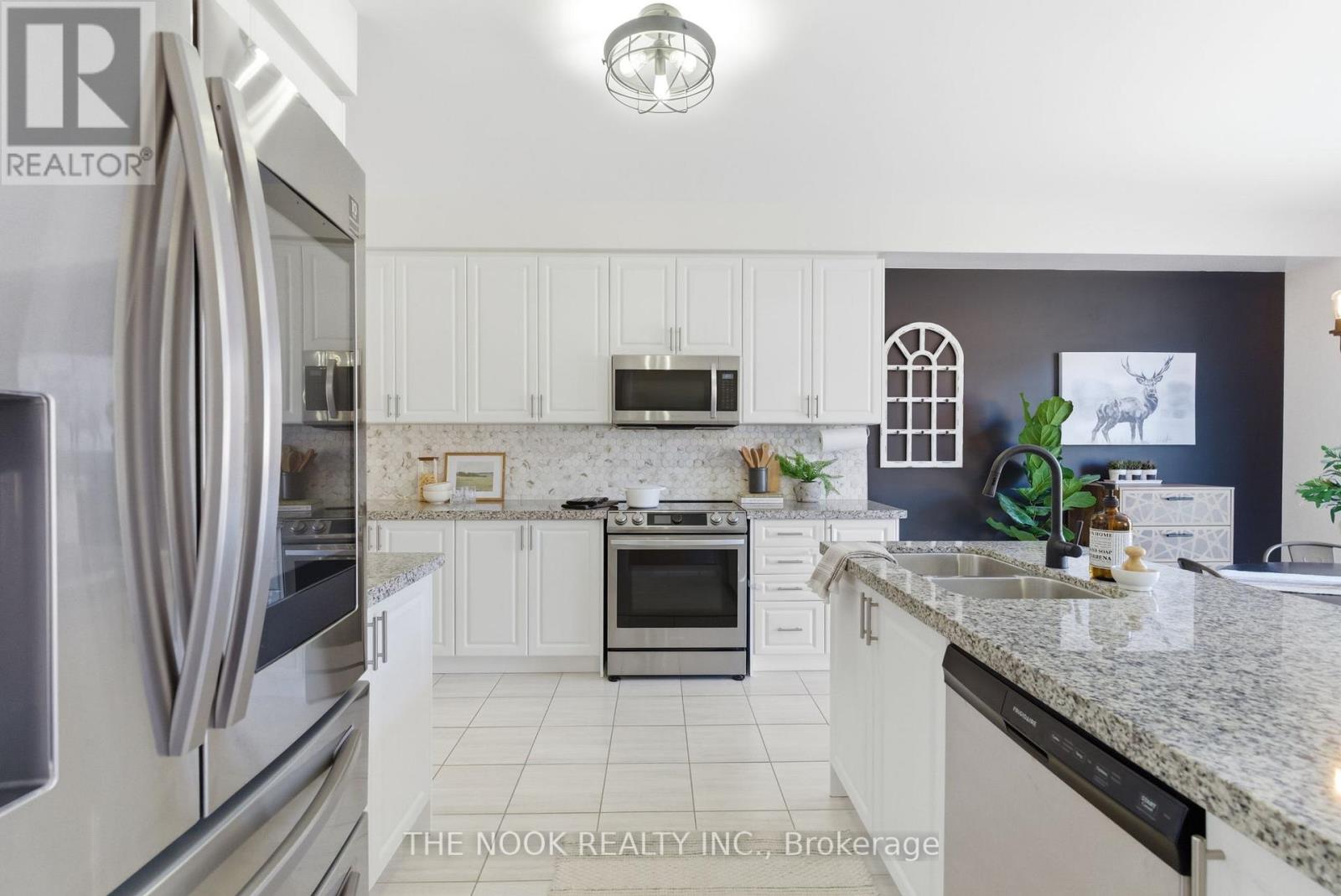 28 Fernridge Heights, Cavan Monaghan, Ontario  L0A 1G0 - Photo 18 - X12977814