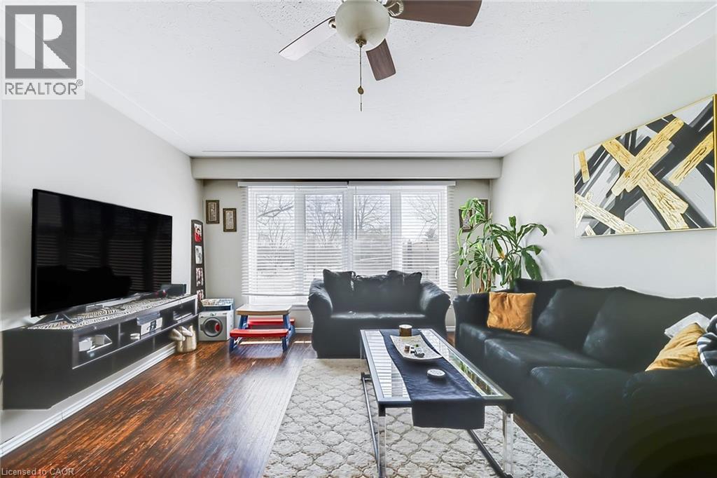 228 Holborn Drive, Kitchener, Ontario  N2A 2E8 - Photo 7 - 40818307