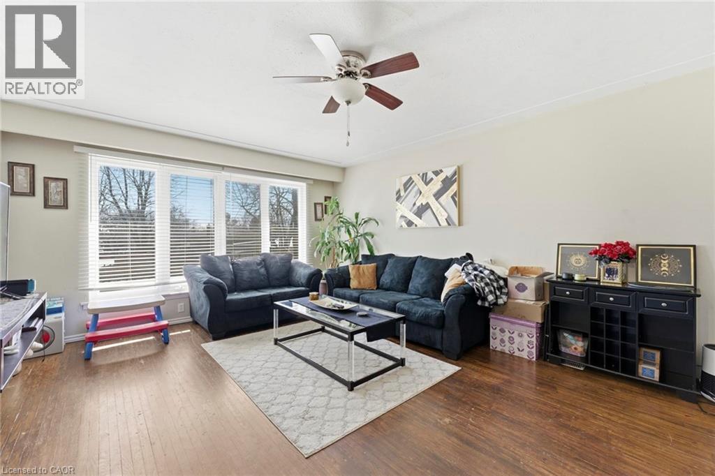 228 Holborn Drive, Kitchener, Ontario  N2A 2E8 - Photo 8 - 40818307