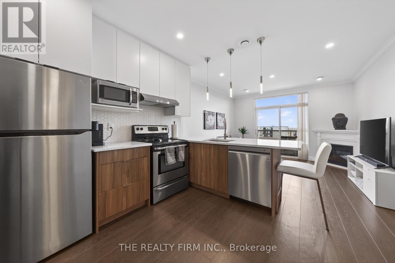 803 - 353 Commissioners Road W, London South, Ontario  N6J 0A3 - Photo 3 - X12977858