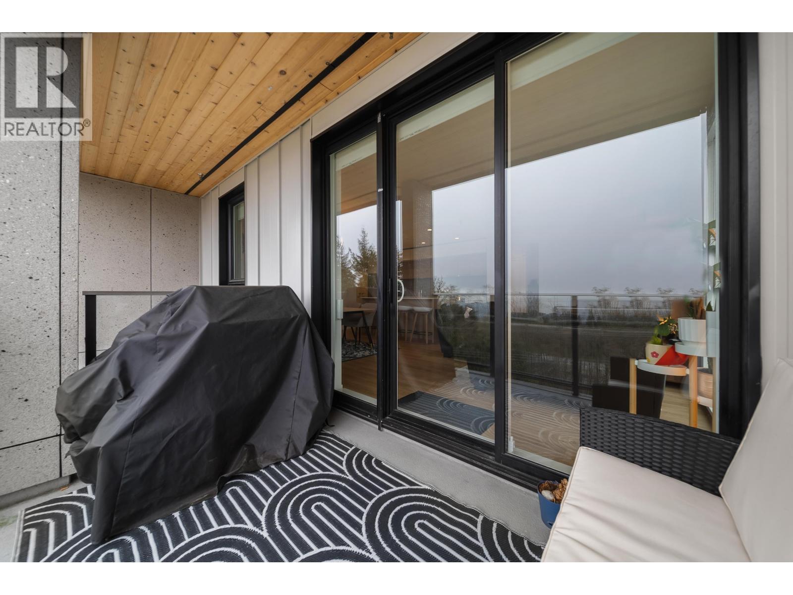 305 9580 Tower Road, Burnaby, British Columbia  V5A 0G5 - Photo 13 - R3107650