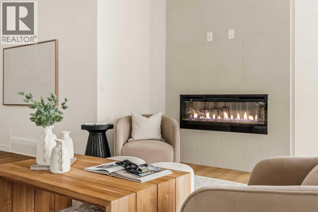 615 Sovereign Common Sw, Calgary, Alberta  T3C 3Y3 - Photo 4 - A2298258