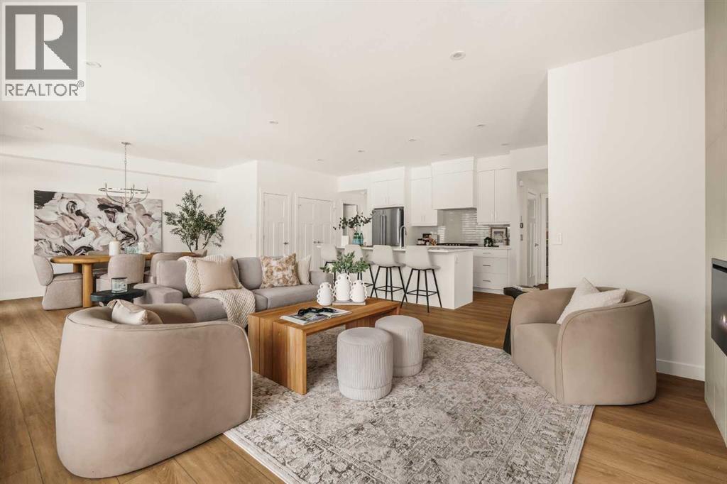 615 Sovereign Common Sw, Calgary, Alberta  T3C 3Y3 - Photo 3 - A2298258