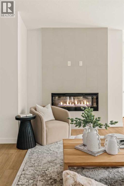 615 Sovereign Common Sw, Calgary, Alberta  T3C 3Y3 - Photo 7 - A2298258