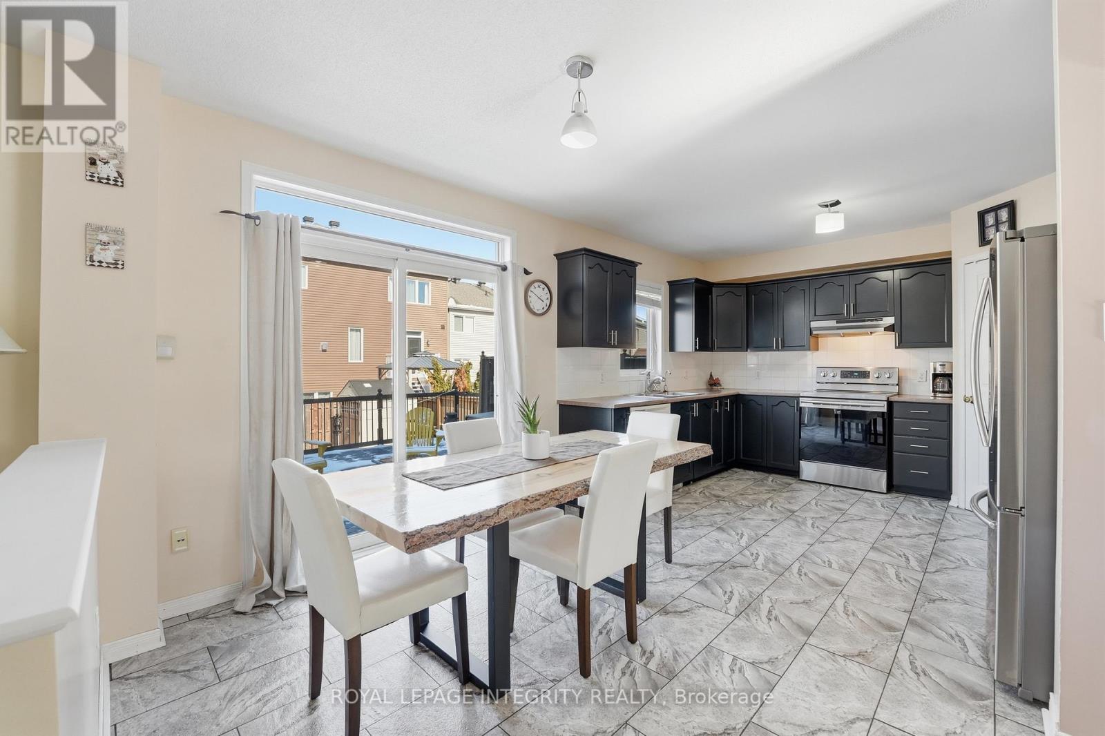 127 Stoney Pond Court, Ottawa, Ontario  K2S 2E6 - Photo 14 - X12977778