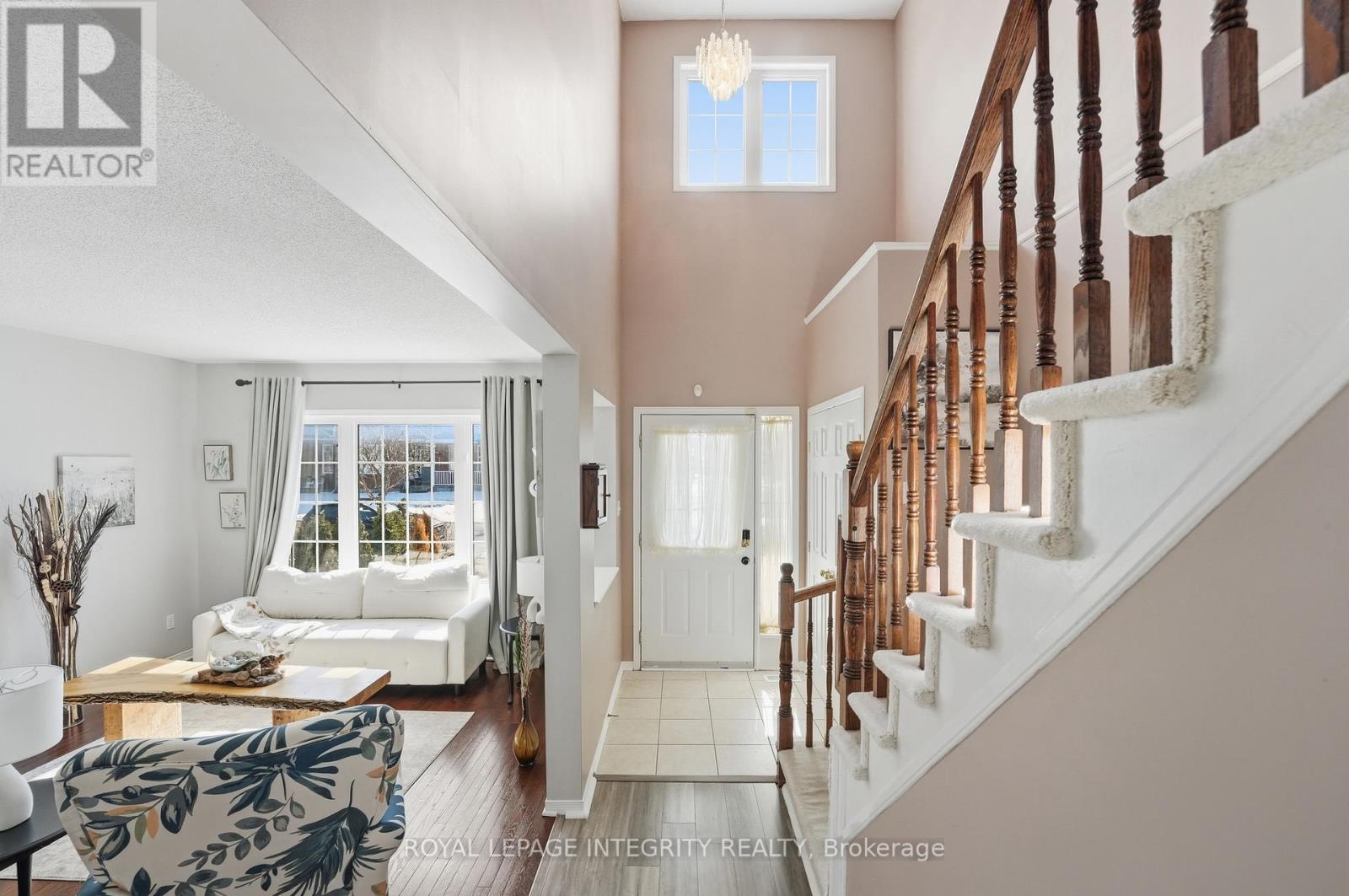 127 Stoney Pond Court, Ottawa, Ontario  K2S 2E6 - Photo 3 - X12977778