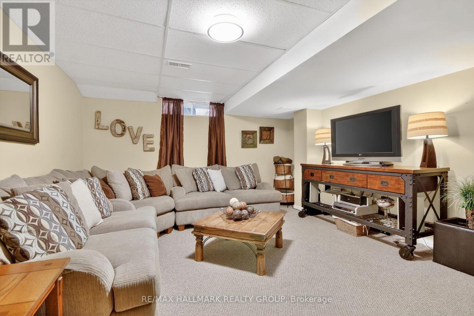 54 Charleston Street, Ottawa, Ontario  K2G 7G1 - Photo 39 - X12977790