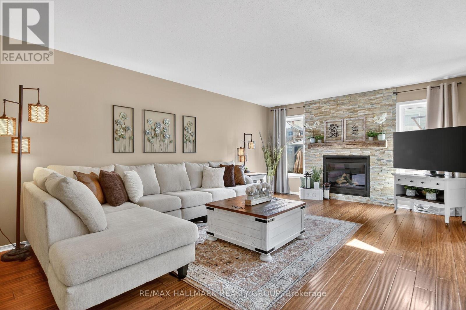 54 Charleston Street, Ottawa, Ontario  K2G 7G1 - Photo 9 - X12977790