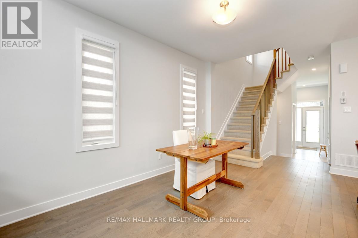 927 Omagaki Way, Ottawa, Ontario  K1X 0J2 - Photo 15 - X12977868