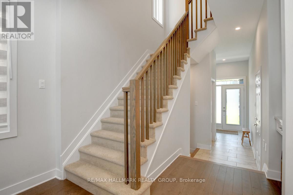 927 Omagaki Way, Ottawa, Ontario  K1X 0J2 - Photo 18 - X12977868