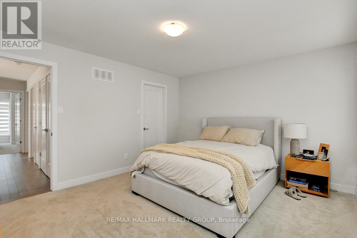 927 Omagaki Way, Ottawa, Ontario  K1X 0J2 - Photo 22 - X12977868