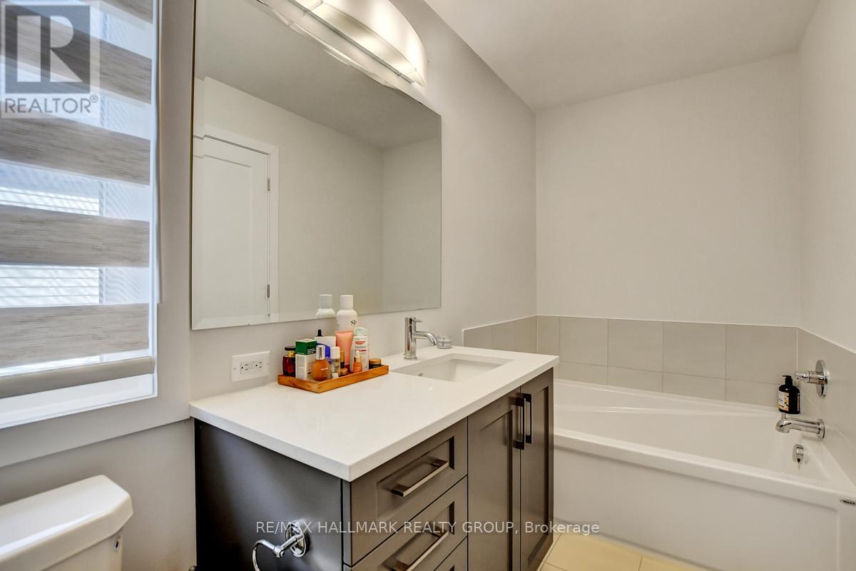 927 Omagaki Way, Ottawa, Ontario  K1X 0J2 - Photo 25 - X12977868