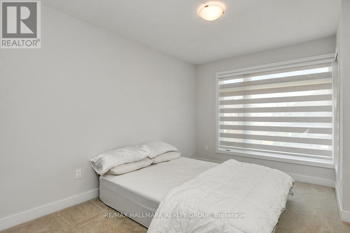 927 Omagaki Way, Ottawa, Ontario  K1X 0J2 - Photo 26 - X12977868