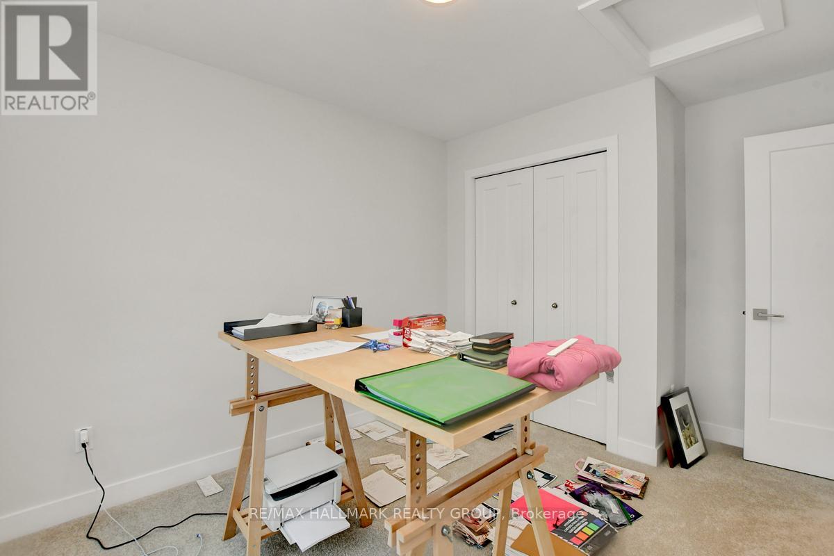 927 Omagaki Way, Ottawa, Ontario  K1X 0J2 - Photo 30 - X12977868