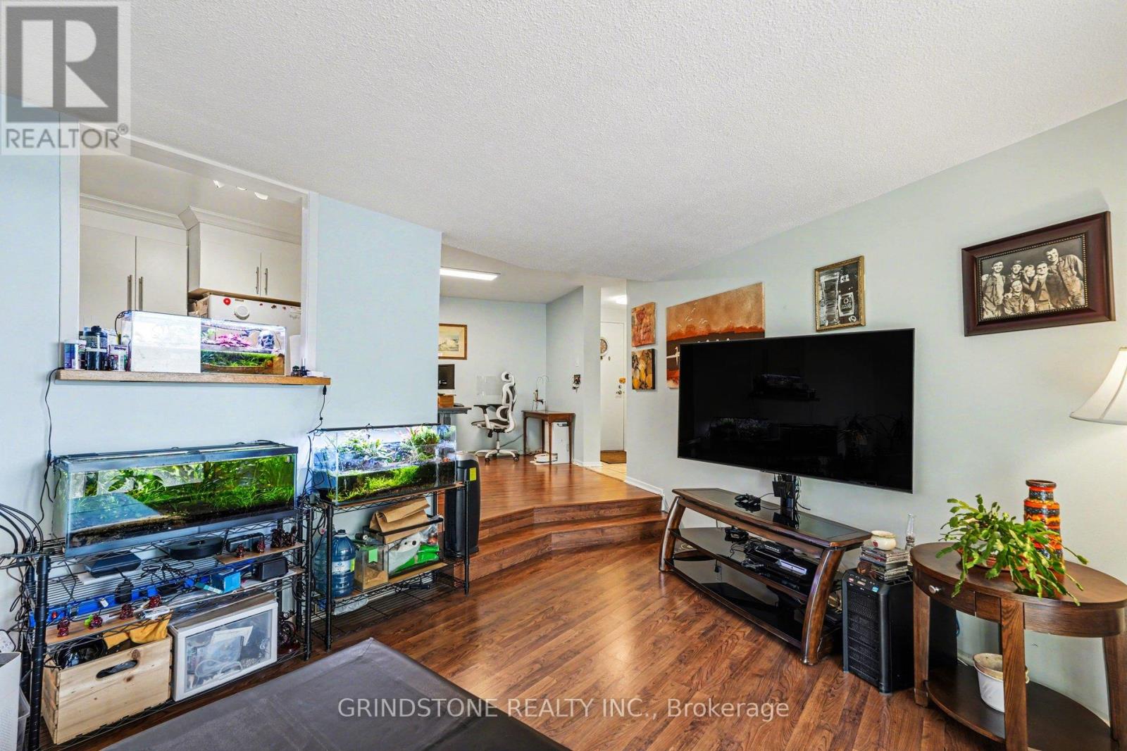 408 - 1171 Ambleside Drive, Ottawa, Ontario  K2B 8E1 - Photo 10 - X12977910