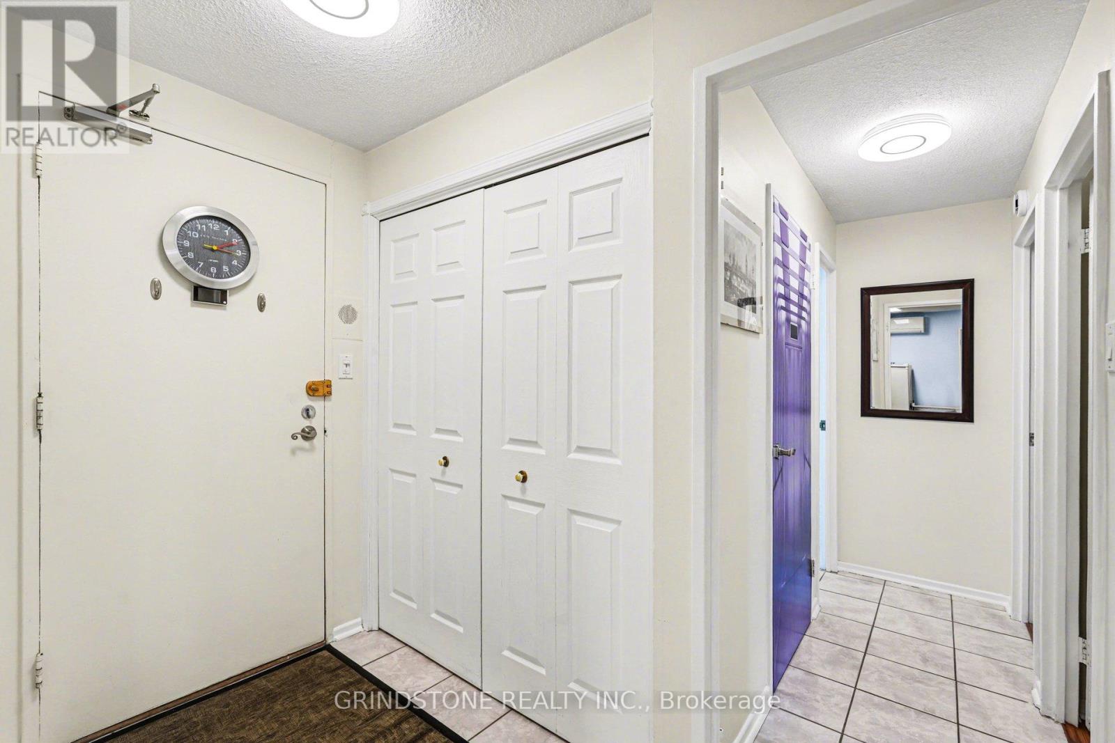 408 - 1171 Ambleside Drive, Ottawa, Ontario  K2B 8E1 - Photo 4 - X12977910