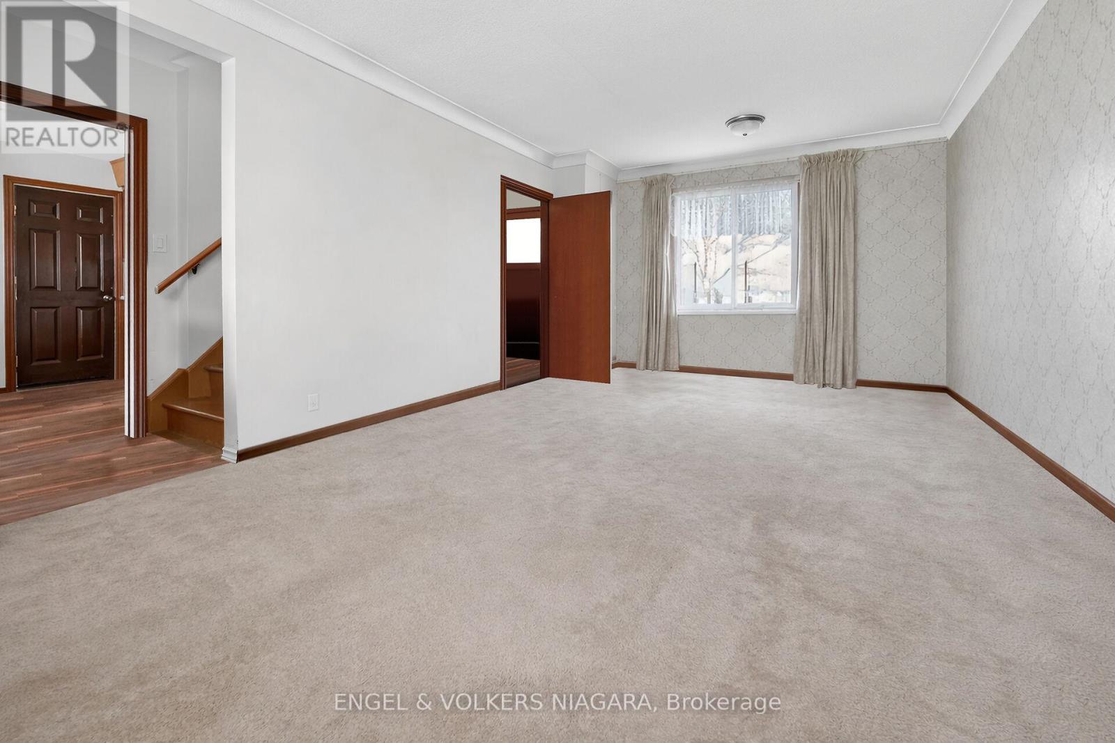 260 St. Paul Street W, St. Catharines (Ridley), Ontario  L2S 2E7 - Photo 10 - X12977760